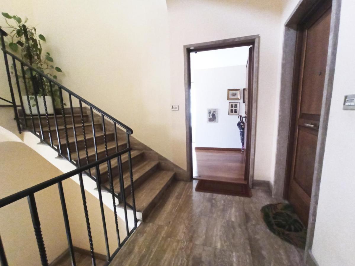 Quiet Apartmenttrastevere Lägenhet *